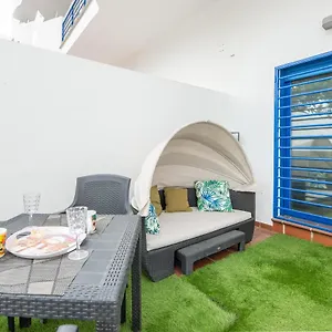 https://modern-apartment-next-to-the-beach-pets-friendly.es-andalucia.com